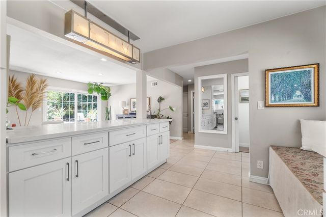 702 E Cumberland, Orange, CA 92865