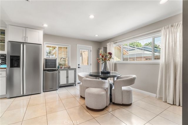 702 E Cumberland, Orange, CA 92865