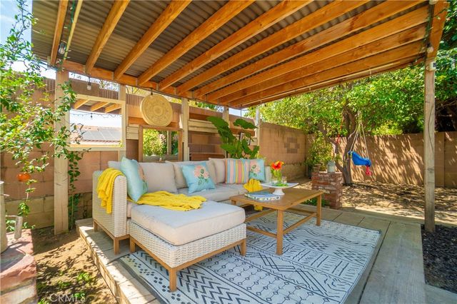 702 E Cumberland, Orange, CA 92865