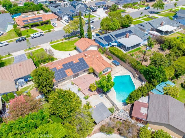 702 E Cumberland, Orange, CA 92865