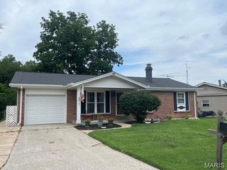 1205 Belleau Lake Drive, O'fallon, MO 63366