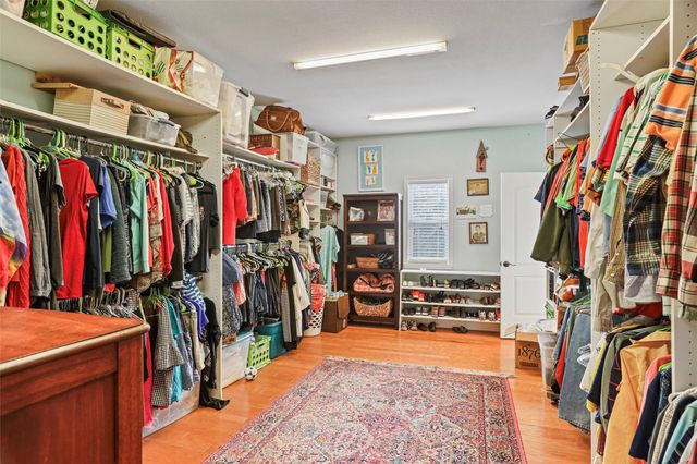 5 Harbor Lane, Kemah, TX 77565