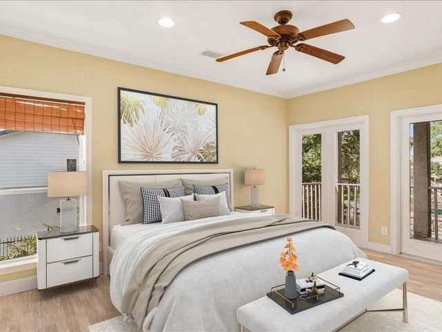 5 Harbor Lane, Kemah, TX 77565