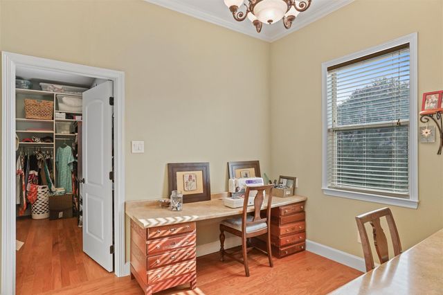 5 Harbor Lane, Kemah, TX 77565