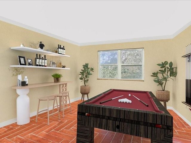 5 Harbor Lane, Kemah, TX 77565