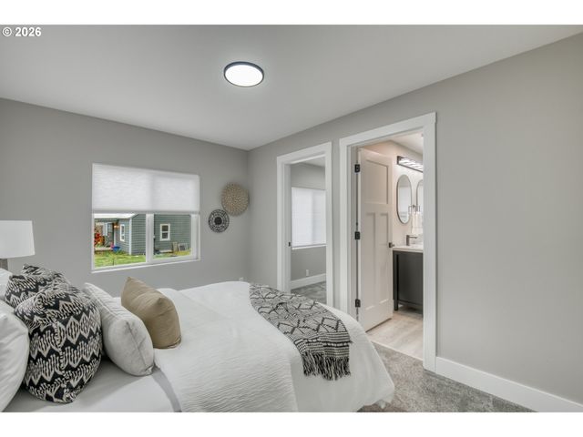 3585 Se OLSEN St, Milwaukie, OR 97222