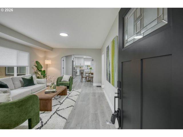 3585 Se OLSEN St, Milwaukie, OR 97222