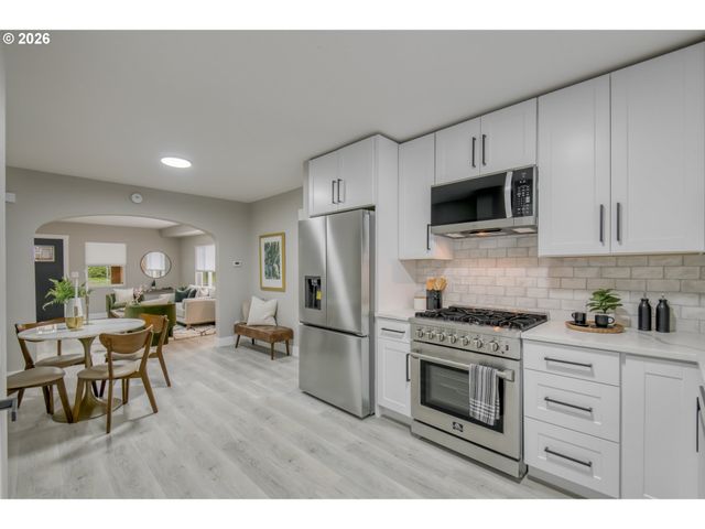 3585 Se OLSEN St, Milwaukie, OR 97222