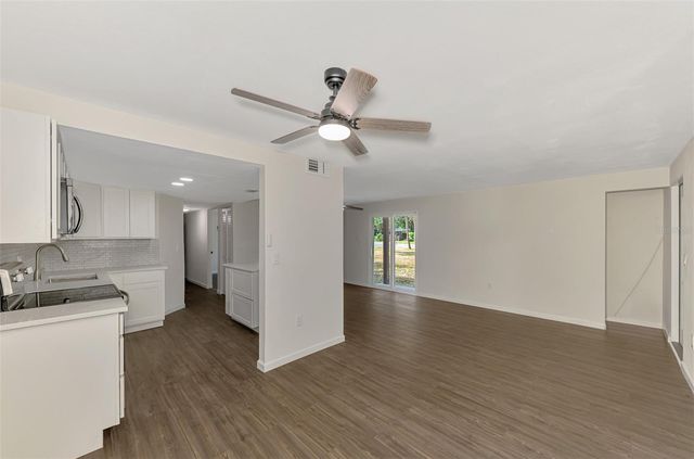 5026 WATER OAK DRIVE 102, Bradenton, FL 34207