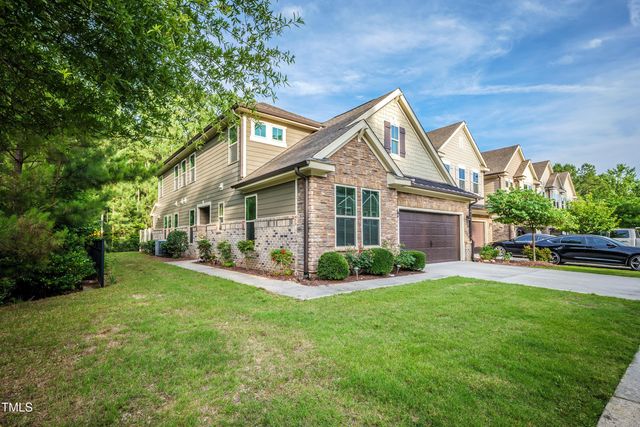 411 Alamosa Place, Cary, NC 27519