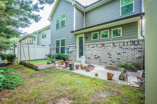 411 Alamosa Place, Cary, NC 27519