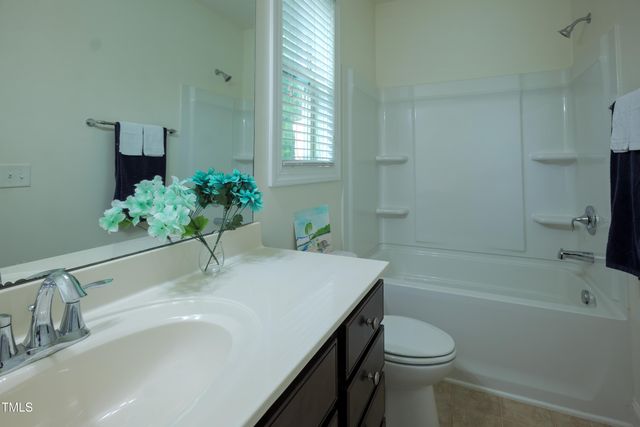411 Alamosa Place, Cary, NC 27519