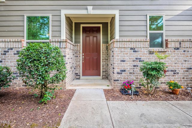 411 Alamosa Place, Cary, NC 27519