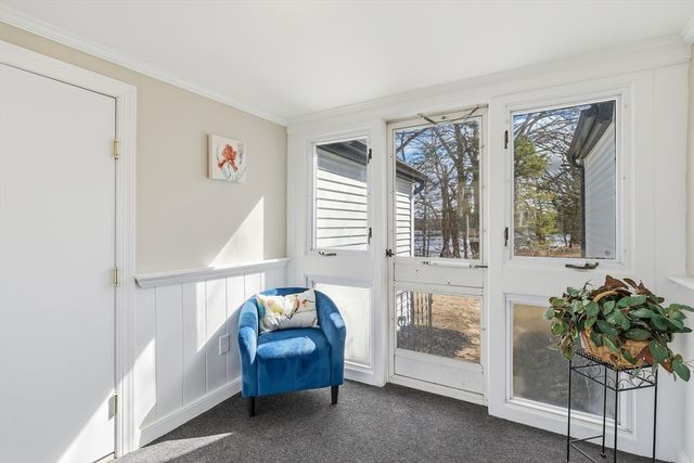 23 Sterling St, Chicopee, MA 01020