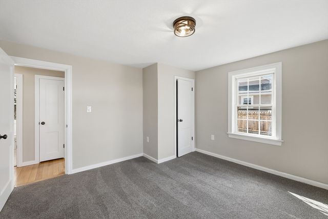 23 Sterling St, Chicopee, MA 01020