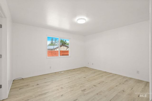 10838 W Tidewater Ct, Boise, ID 83713