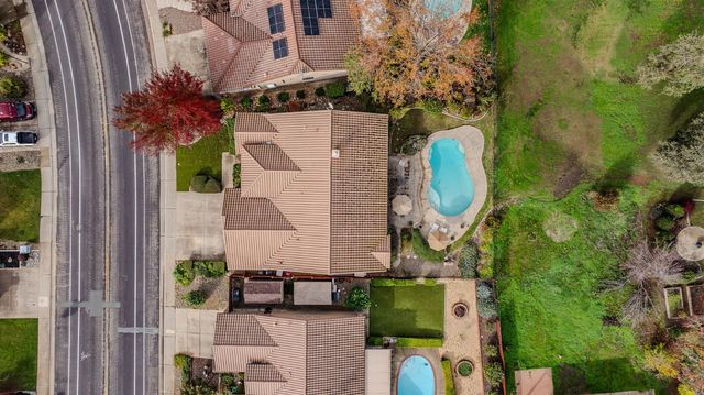 719 Shakeley Ln, Ione, CA 95640