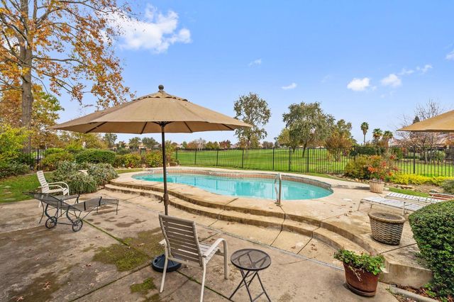 719 Shakeley Ln, Ione, CA 95640