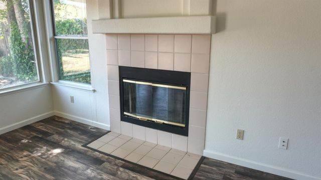 9 Graywood Ct, Sacramento, CA 95823