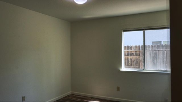 9 Graywood Ct, Sacramento, CA 95823