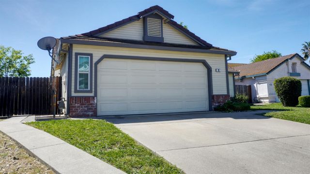 9 Graywood Ct, Sacramento, CA 95823