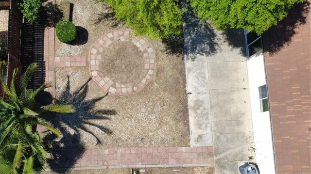 9 Graywood Ct, Sacramento, CA 95823