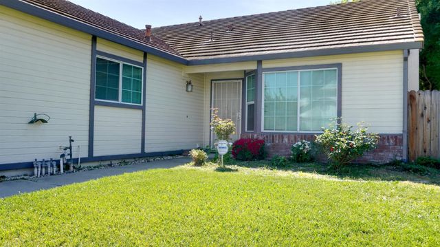 9 Graywood Ct, Sacramento, CA 95823