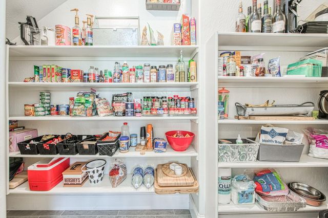 2468 E Kynzlee Avenue, Fresno, CA 93730