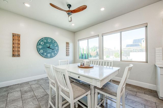 2468 E Kynzlee Avenue, Fresno, CA 93730