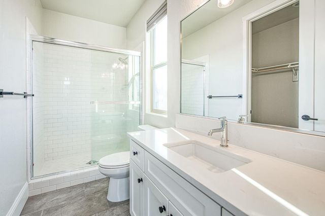 2468 E Kynzlee Avenue, Fresno, CA 93730