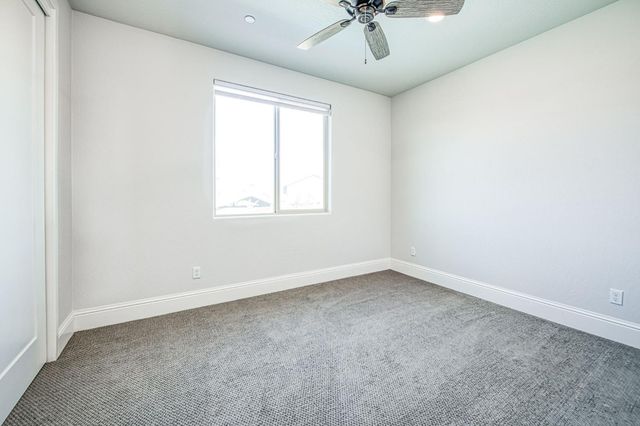 2468 E Kynzlee Avenue, Fresno, CA 93730