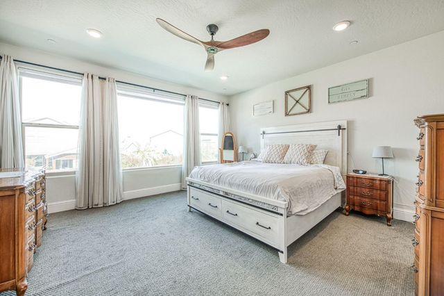 2468 E Kynzlee Avenue, Fresno, CA 93730