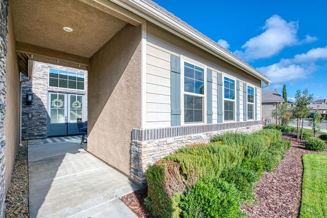 2468 E Kynzlee Avenue, Fresno, CA 93730