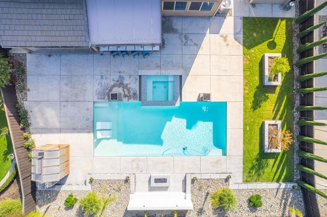 2468 E Kynzlee Avenue, Fresno, CA 93730