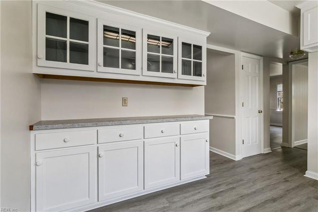 132 Traverse RD, Newport News, VA 23601