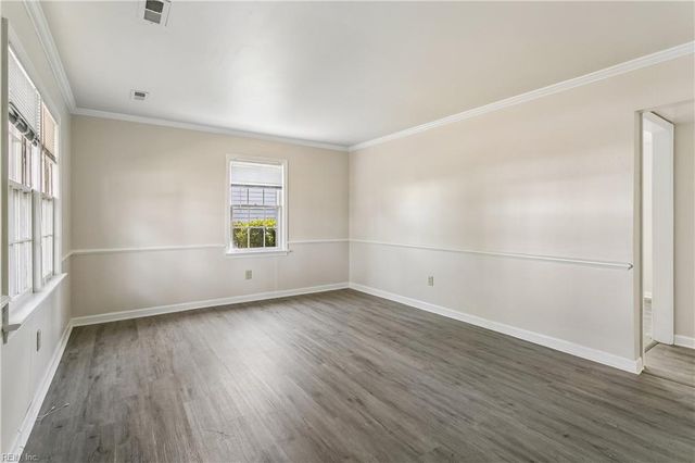 132 Traverse RD, Newport News, VA 23601