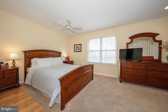 182 NOTTINGHAM CT, Aston, PA 19014
