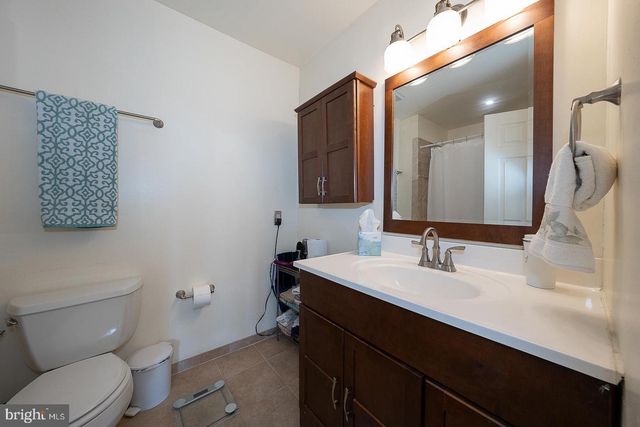 182 NOTTINGHAM CT, Aston, PA 19014