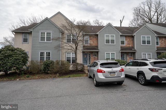 182 NOTTINGHAM CT, Aston, PA 19014