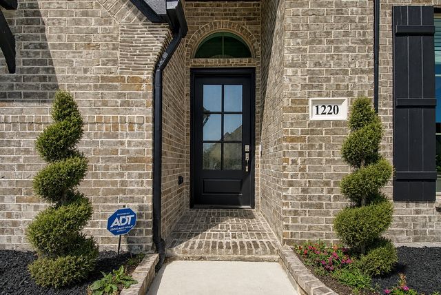 1220 Whitecliff Drive, Forney, TX 75126