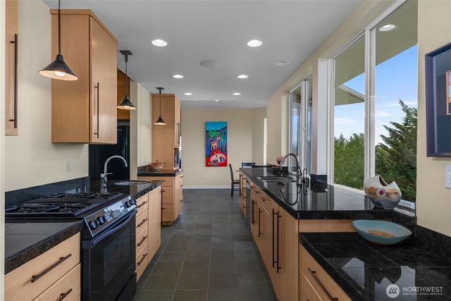 2306 Glen Kerry Court SE, Olympia, WA 98513