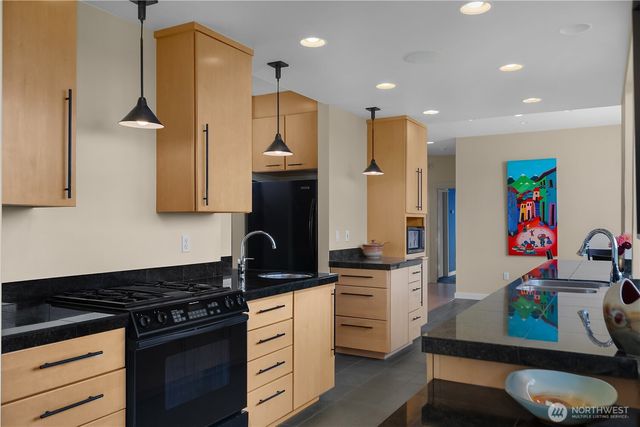 2306 Glen Kerry Court SE, Olympia, WA 98513