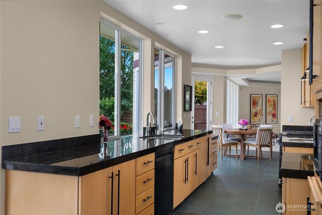 2306 Glen Kerry Court SE, Olympia, WA 98513