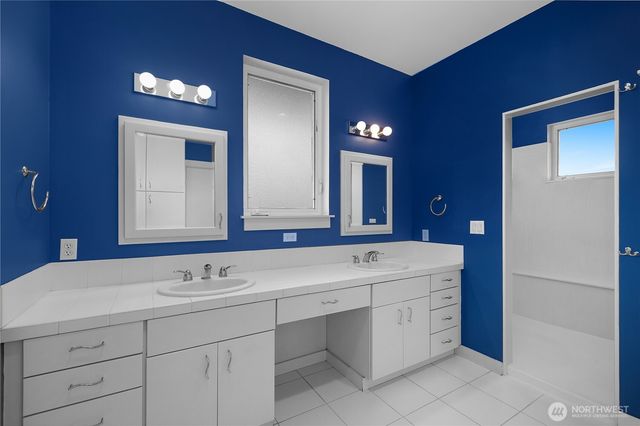 2306 Glen Kerry Court SE, Olympia, WA 98513