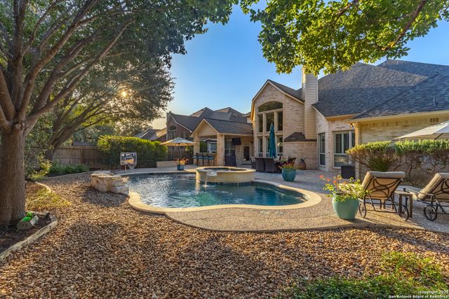 913 Desert Bluff, San Antonio, TX 78258