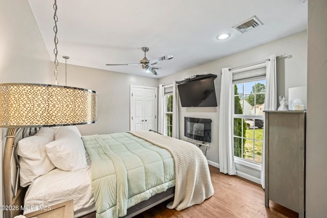 4 David Street, Hazlet, NJ 07730