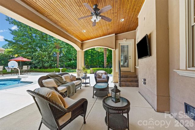 260 Indian Trail, Mooresville, NC 28117