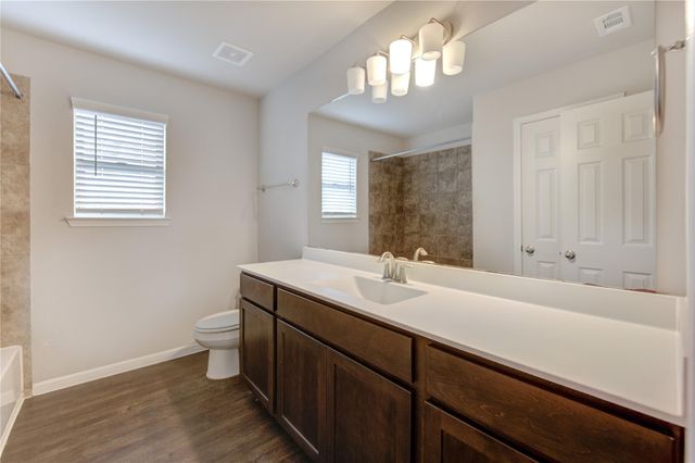 13217 Dalvay Beach Drive, Texas City, TX 77568