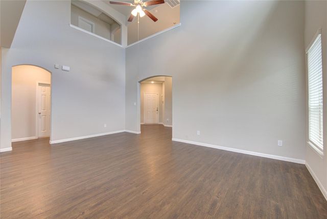 13217 Dalvay Beach Drive, Texas City, TX 77568