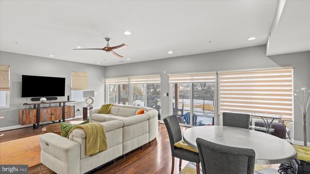 3145 BAYBRIAR RD, Dundalk, MD 21222